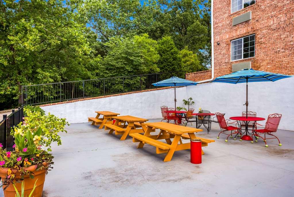 Rodeway Inn Branson, Brick House Einrichtungen foto
