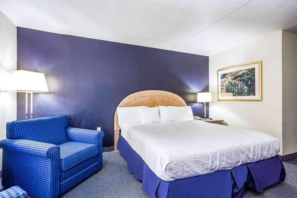 Rodeway Inn Branson, Brick House Zimmer foto